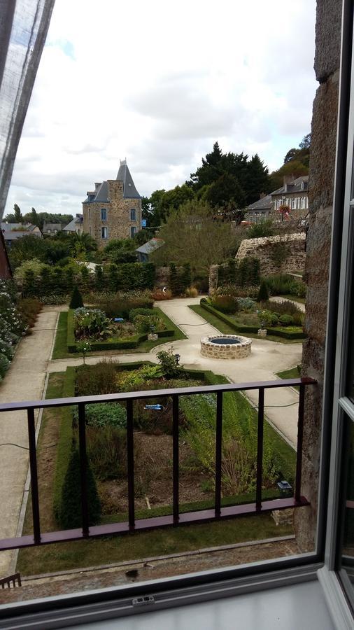 Jardin Des Simples Hotel Mont-Dol Exterior foto