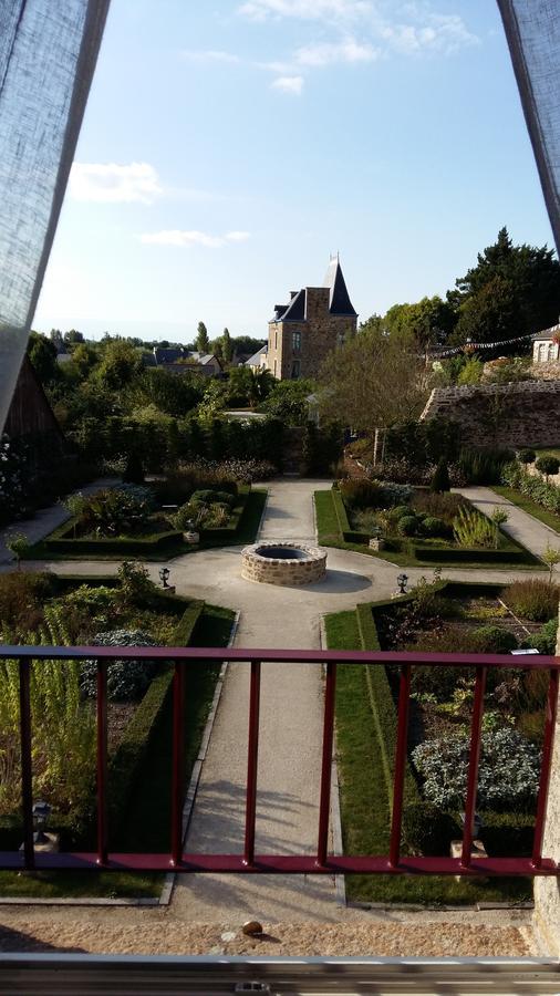 Jardin Des Simples Hotel Mont-Dol Exterior foto